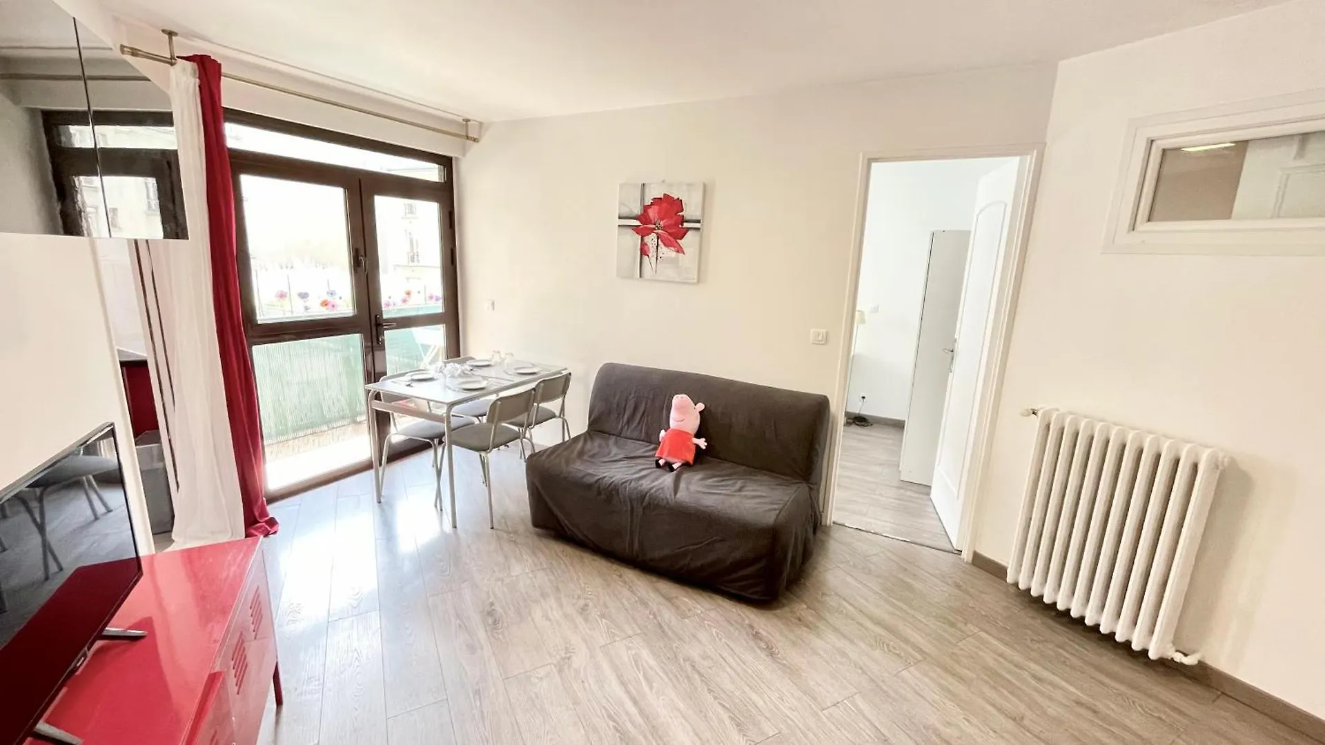 Appartement Avec Balcon, 5 Personnes Paris France